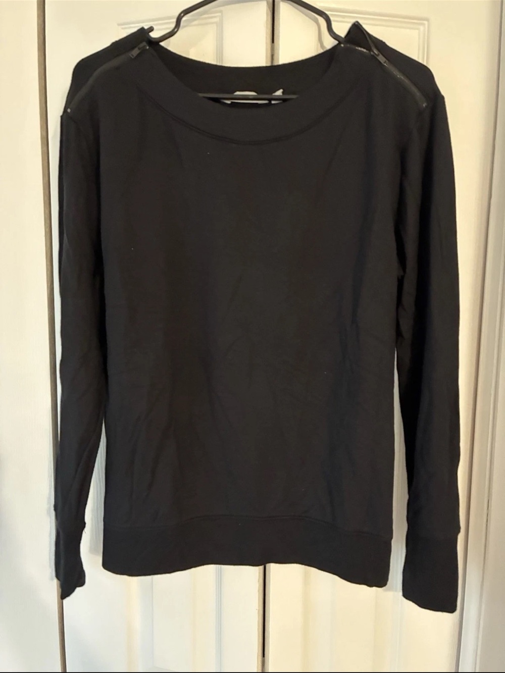 Athleta Black Crewneck Sweater with zippers Large